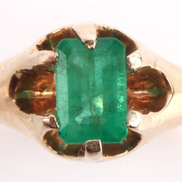 Vintage 14K YELLOW GOLD EMERALD RING SIZE 8 - Picture 2 of 10